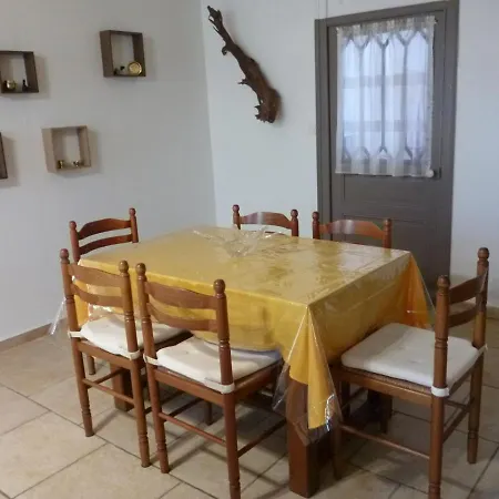 Home Vacances 4 Etoiles Par Cdt Dordogne Le Pizou Exterior photo